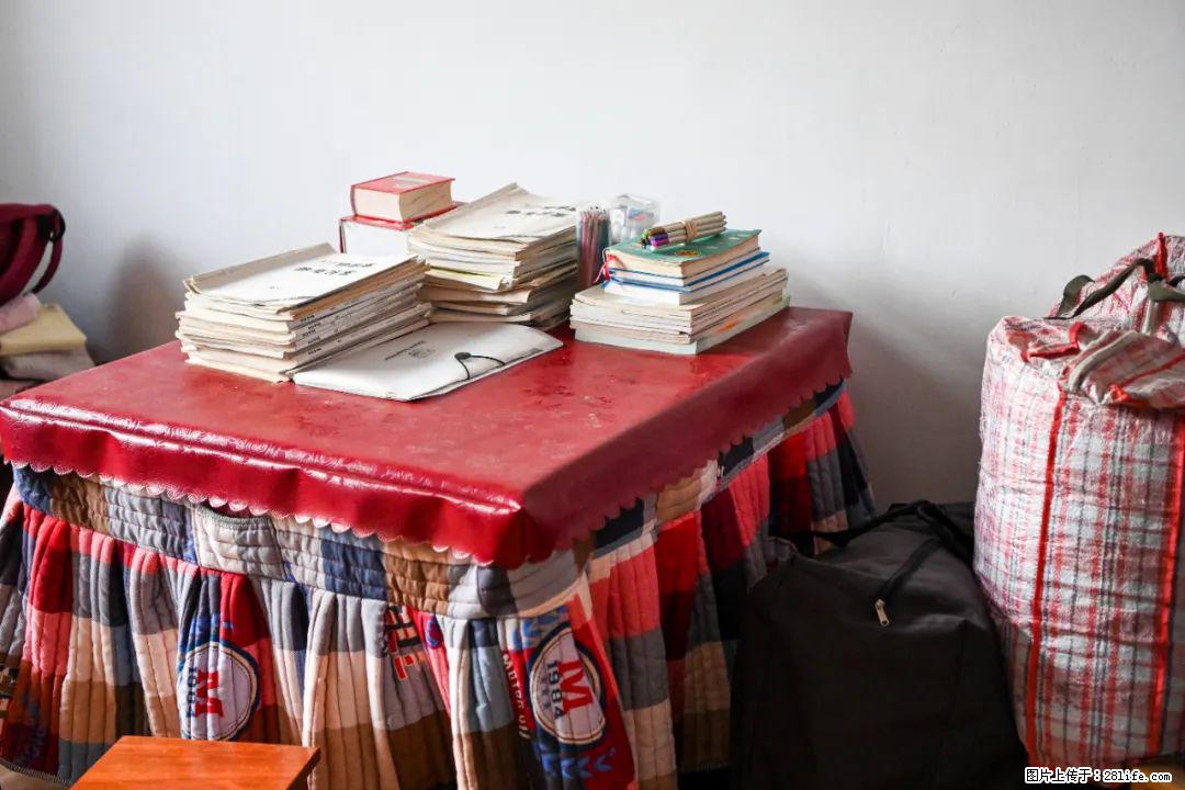 全网追的“扁担女孩”，找了一份暑假工，时薪12元 - 黄石生活资讯 - 黄石28生活网 hshi.28life.com